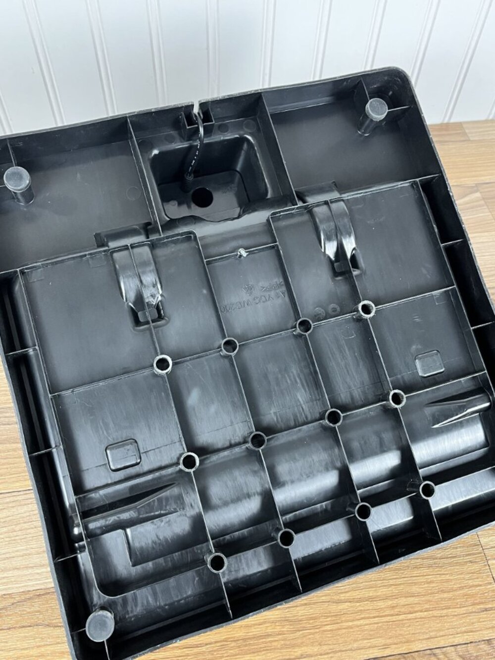 OEM Shark HydroVac XL WD200 WD201 WD260 WD261 Charging Dock Tray Base - Picture 10 of 10